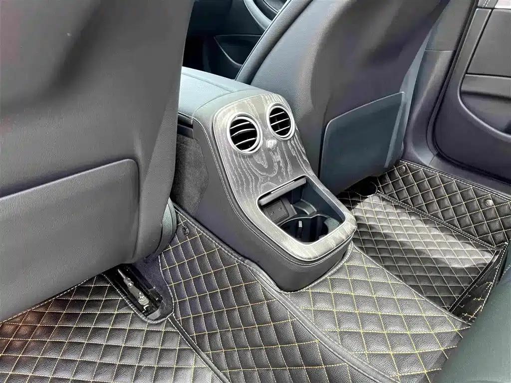 Mercedes-Benz E-Class PHEV 2022 E 350 e L Plug-in Hybrid Sedan — миниатюра 10
