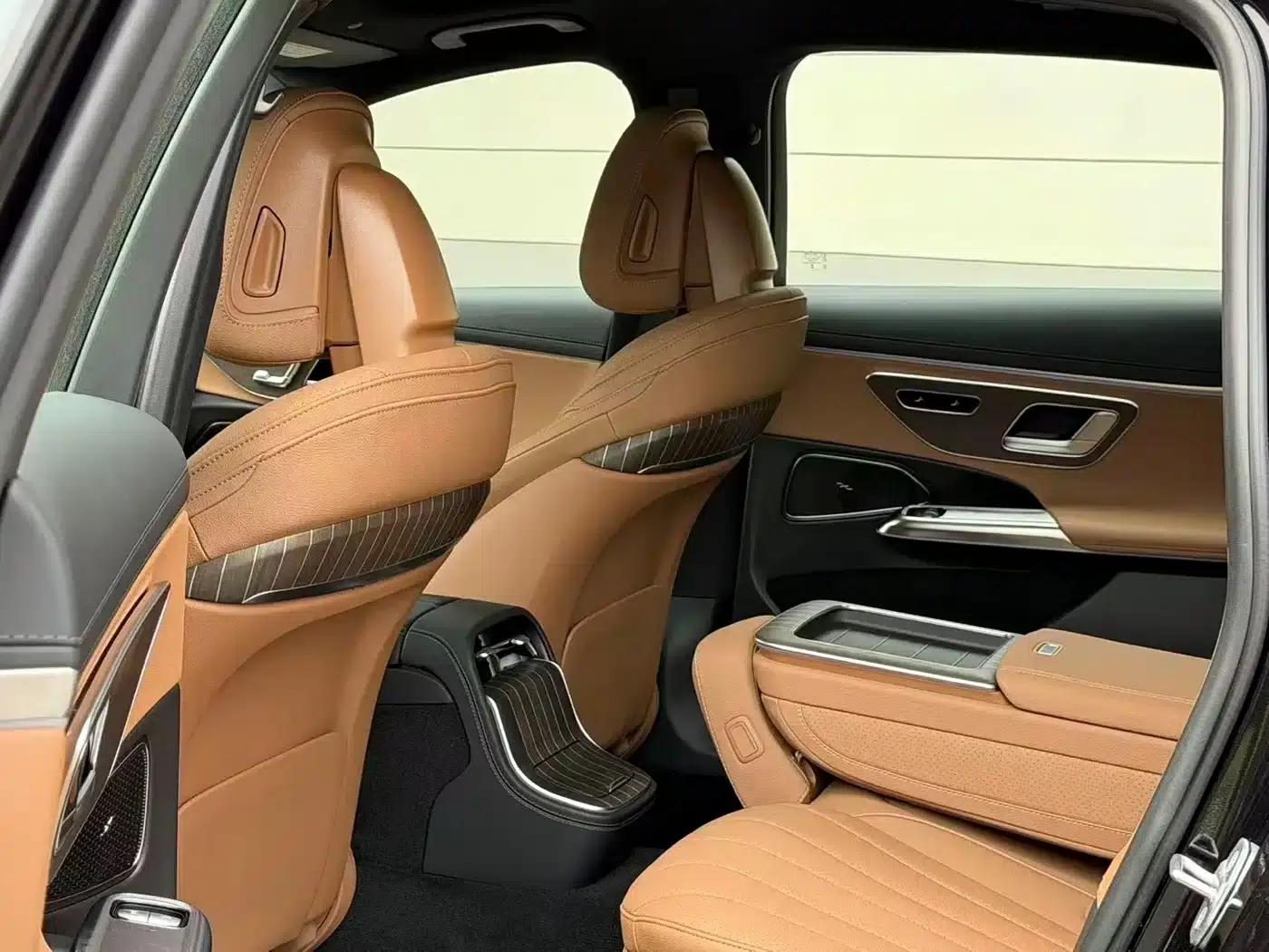 Mercedes-Benz E-Class PHEV 2024 E 350 e L Plug-in Hybrid Sedan — миниатюра 6