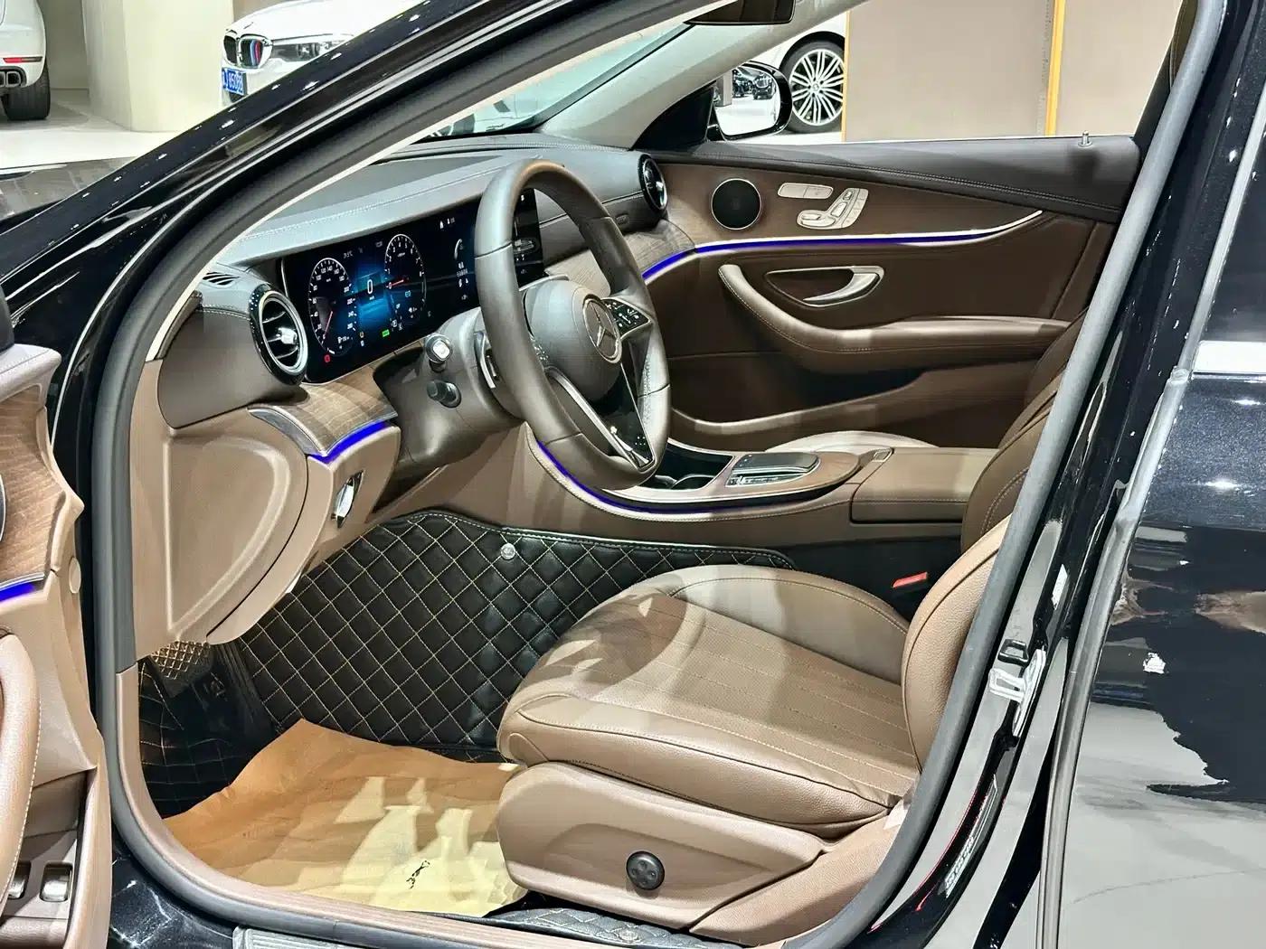 Mercedes-Benz E-Class PHEV 2021 E 350 e L Plug-in Hybrid Sedan — миниатюра 4