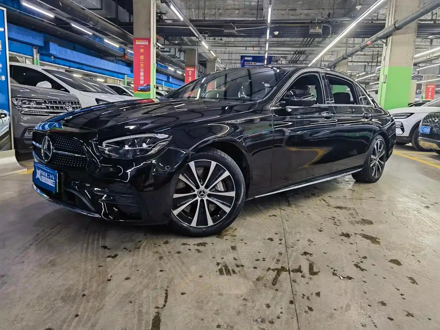 Mercedes-Benz E-Class PHEV 2021 E 350 e L Plug-in Hybrid Sports Sedan — миниатюра 1