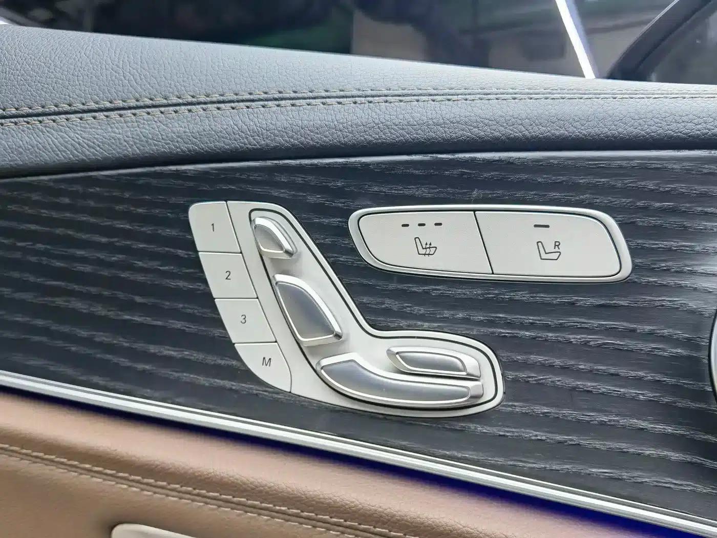 Mercedes-Benz E-Class PHEV 2021 E 350 e L Plug-in Hybrid Sports Sedan — миниатюра 14