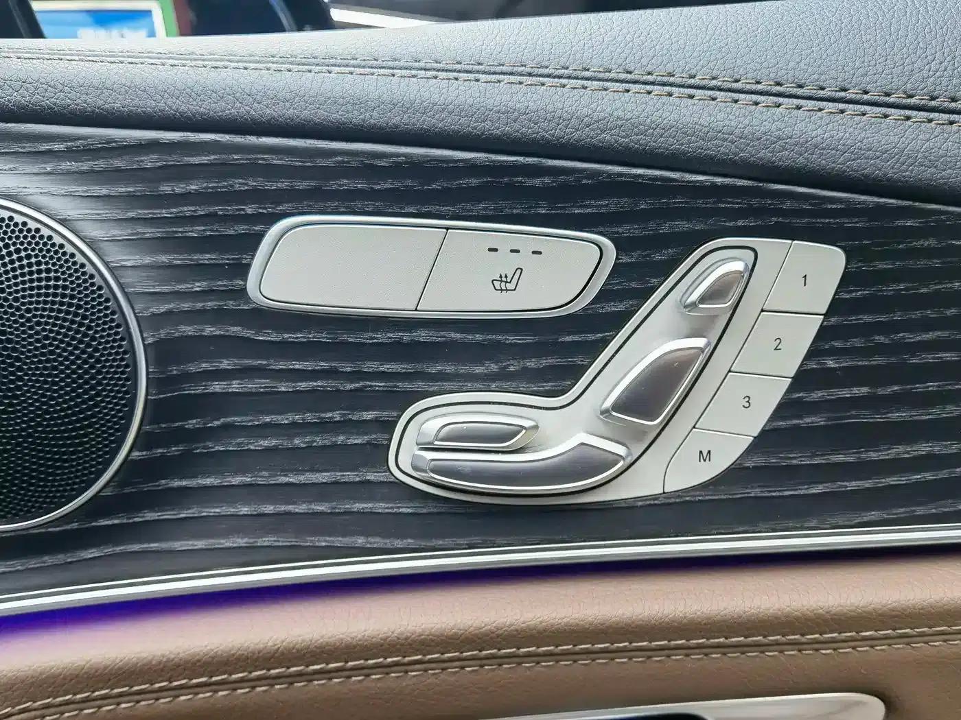Mercedes-Benz E-Class PHEV 2021 E 350 e L Plug-in Hybrid Sports Sedan — миниатюра 15