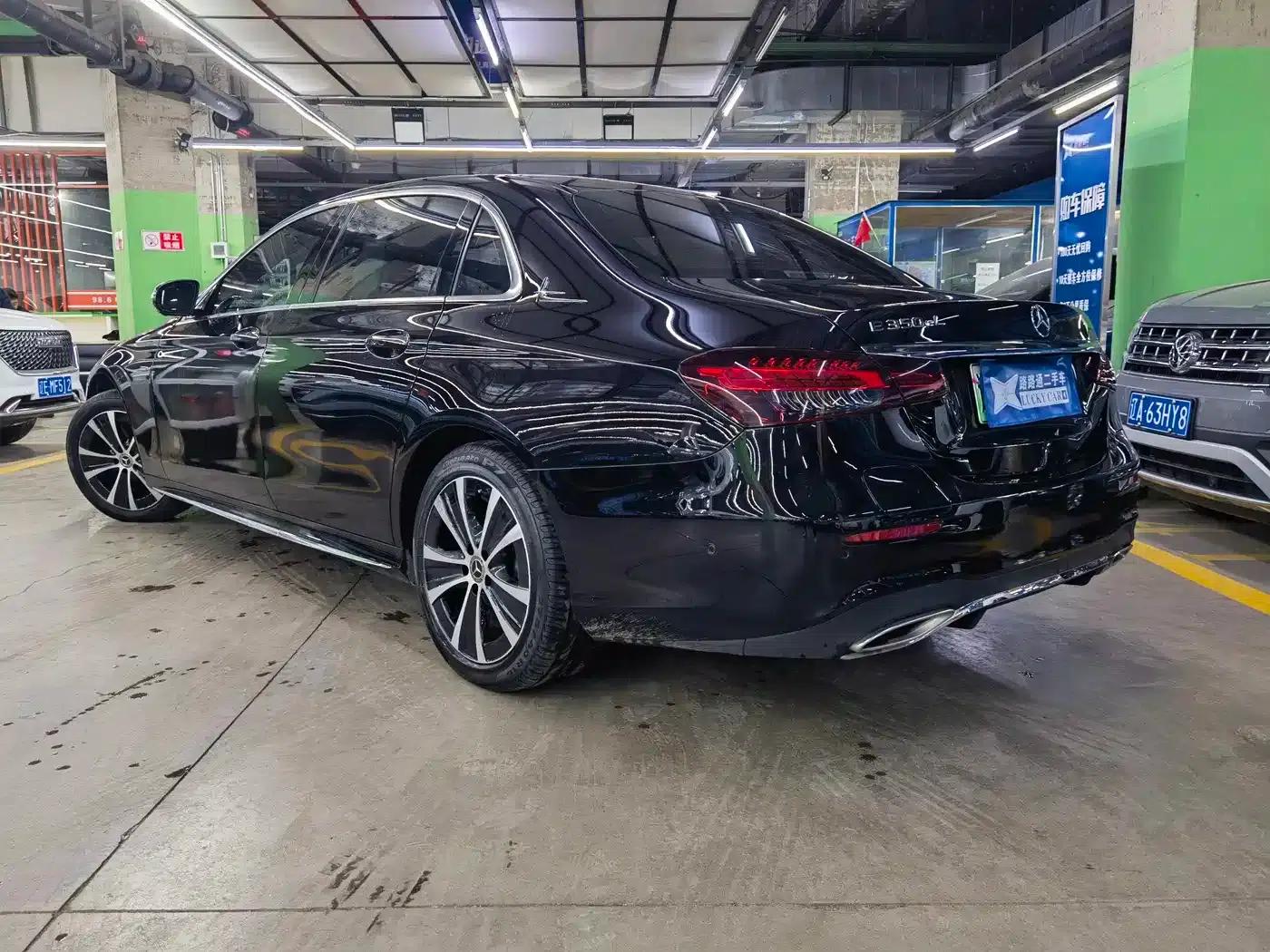 Mercedes-Benz E-Class PHEV 2021 E 350 e L Plug-in Hybrid Sports Sedan — миниатюра 4