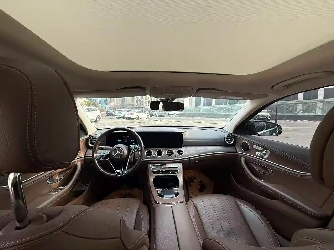 Mercedes-Benz E-Class PHEV 2023 E 350 e L Plug-in Hybrid Sports Sedan — миниатюра 7