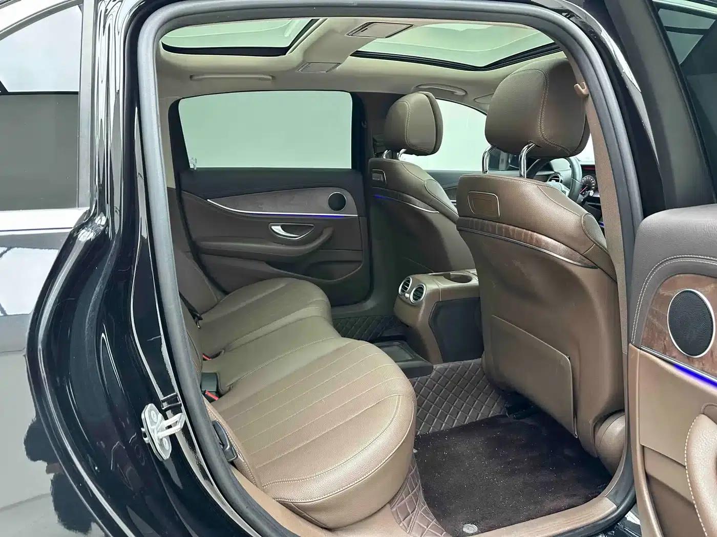 Mercedes-Benz E-Class PHEV 2020 E 300 e L — миниатюра 16
