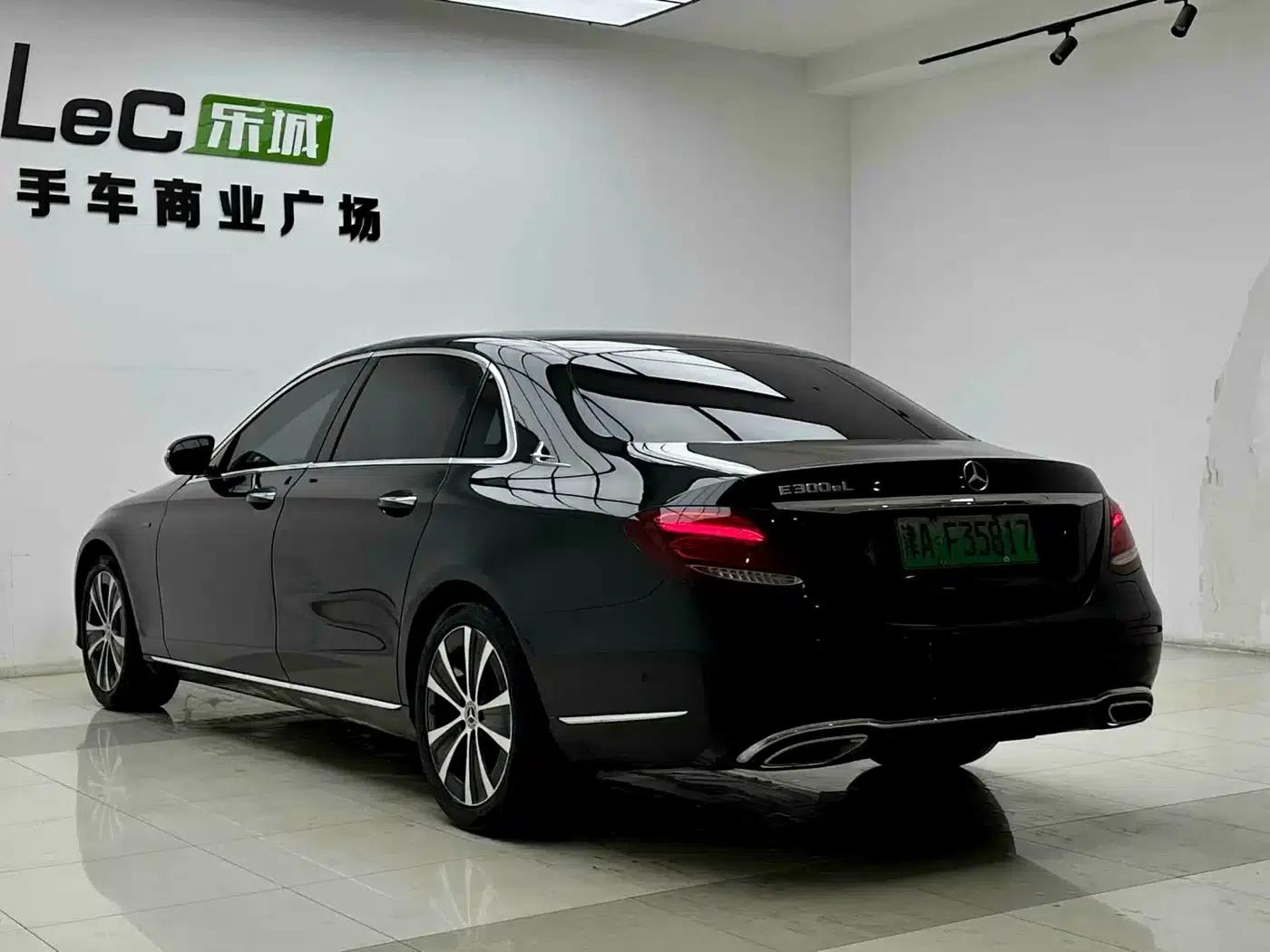 Mercedes-Benz E-Class PHEV 2020 E 300 e L — миниатюра 5