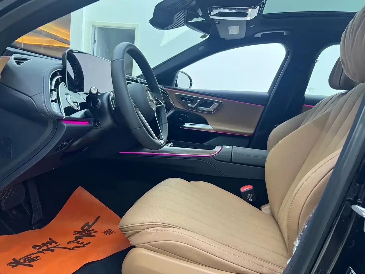 Mercedes-Benz E-Class PHEV 2024 E 350 e L Plug-in Hybrid Sedan — миниатюра 11