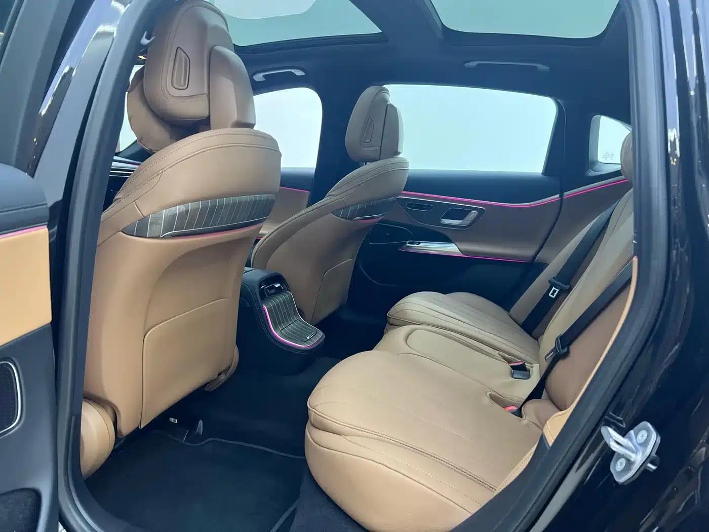 Mercedes-Benz E-Class PHEV 2024 E 350 e L Plug-in Hybrid Sedan — миниатюра 13