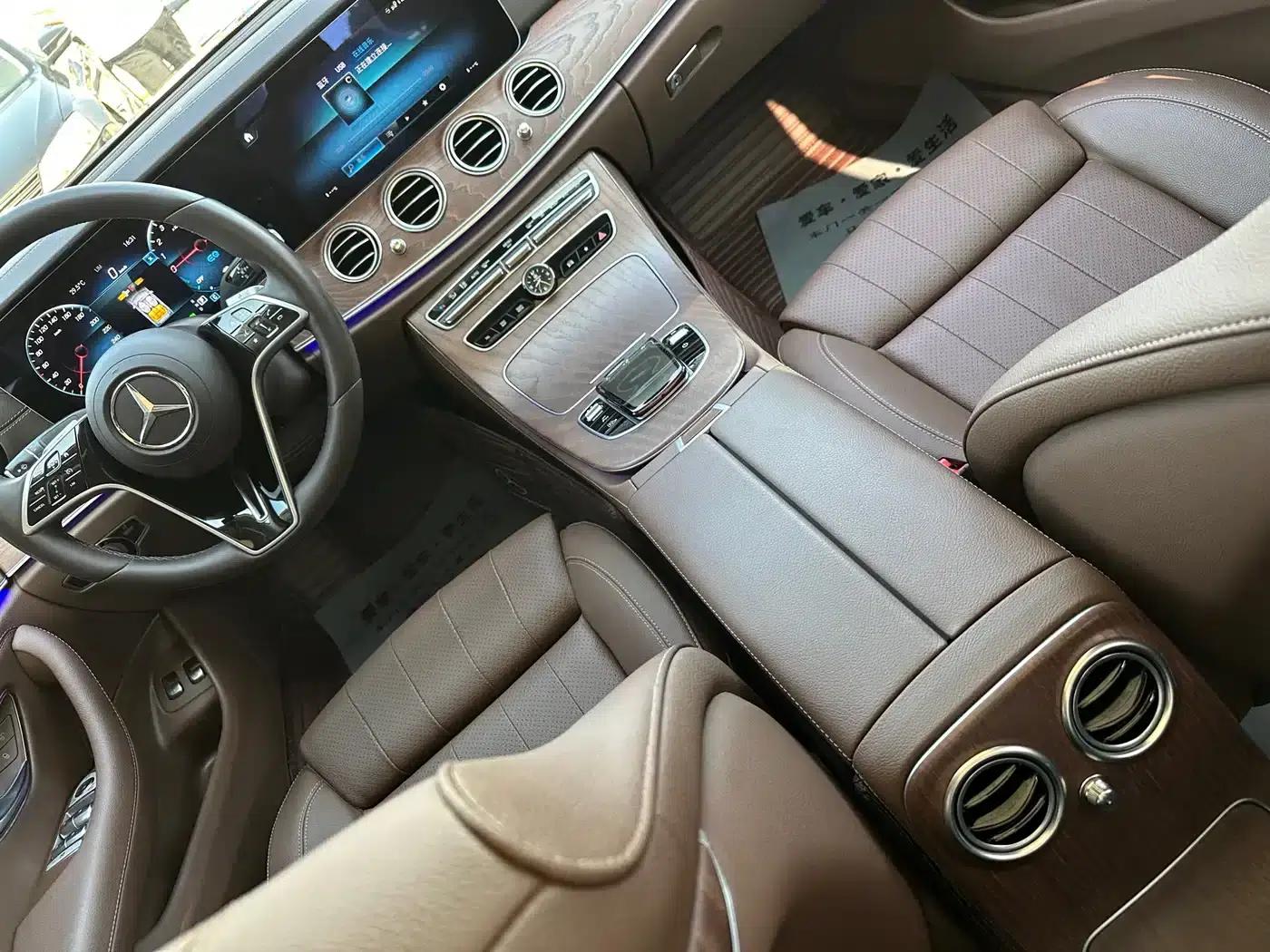 Mercedes-Benz E-Class PHEV 2022 Facelift E 350 e L Plug-in Hybrid Sedan — миниатюра 16