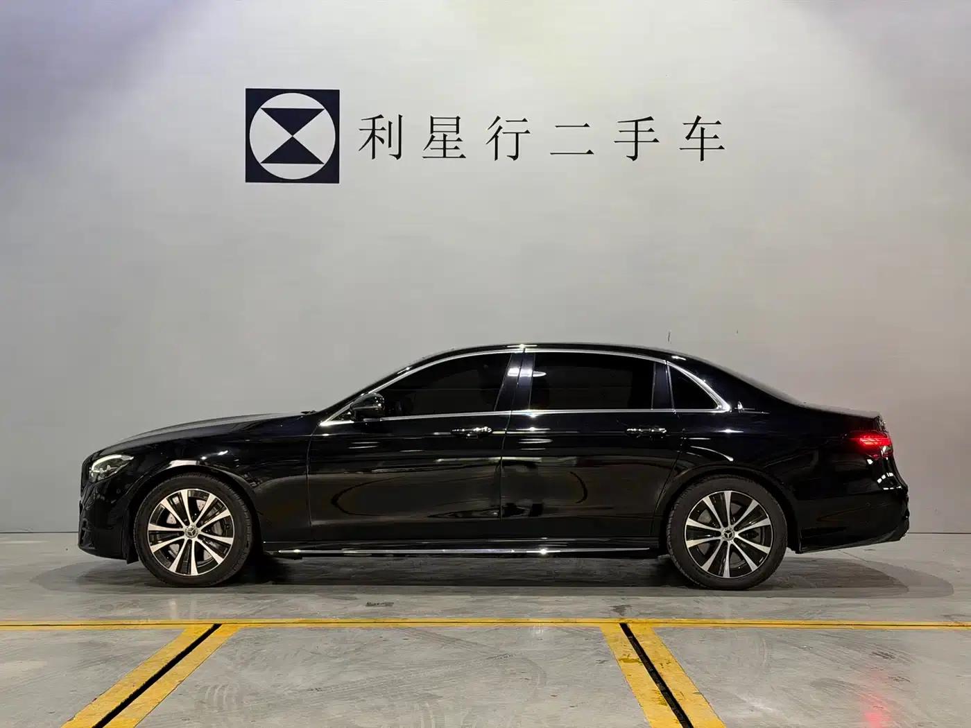 Mercedes-Benz E-Class PHEV 2023 E 350 e L Plug-in Hybrid Sports Sedan — миниатюра 2