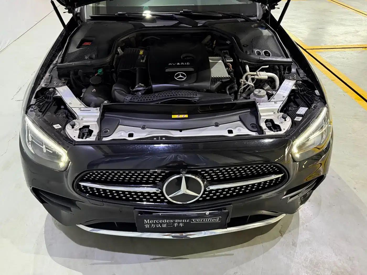 Mercedes-Benz E-Class PHEV 2023 E 350 e L Plug-in Hybrid Sports Sedan — миниатюра 5