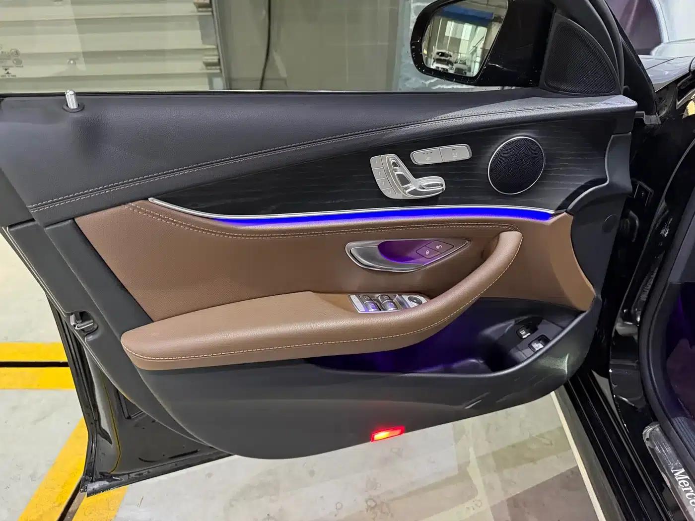 Mercedes-Benz E-Class PHEV 2023 E 350 e L Plug-in Hybrid Sports Sedan — миниатюра 6