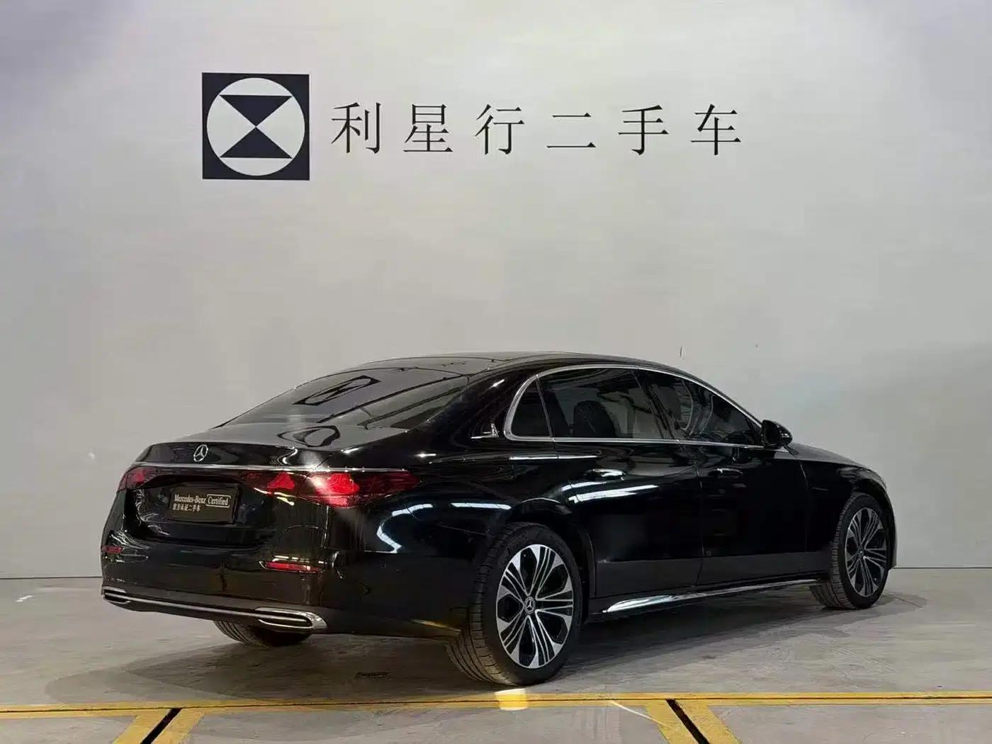 Mercedes-Benz E-Class PHEV 2024 E 350 e L Plug-in Hybrid Sedan — миниатюра 9