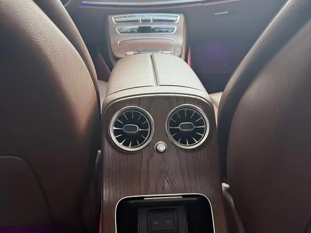 Mercedes-Benz E-Class PHEV 2022 E 350 e L Plug-in Hybrid Sedan — миниатюра 12