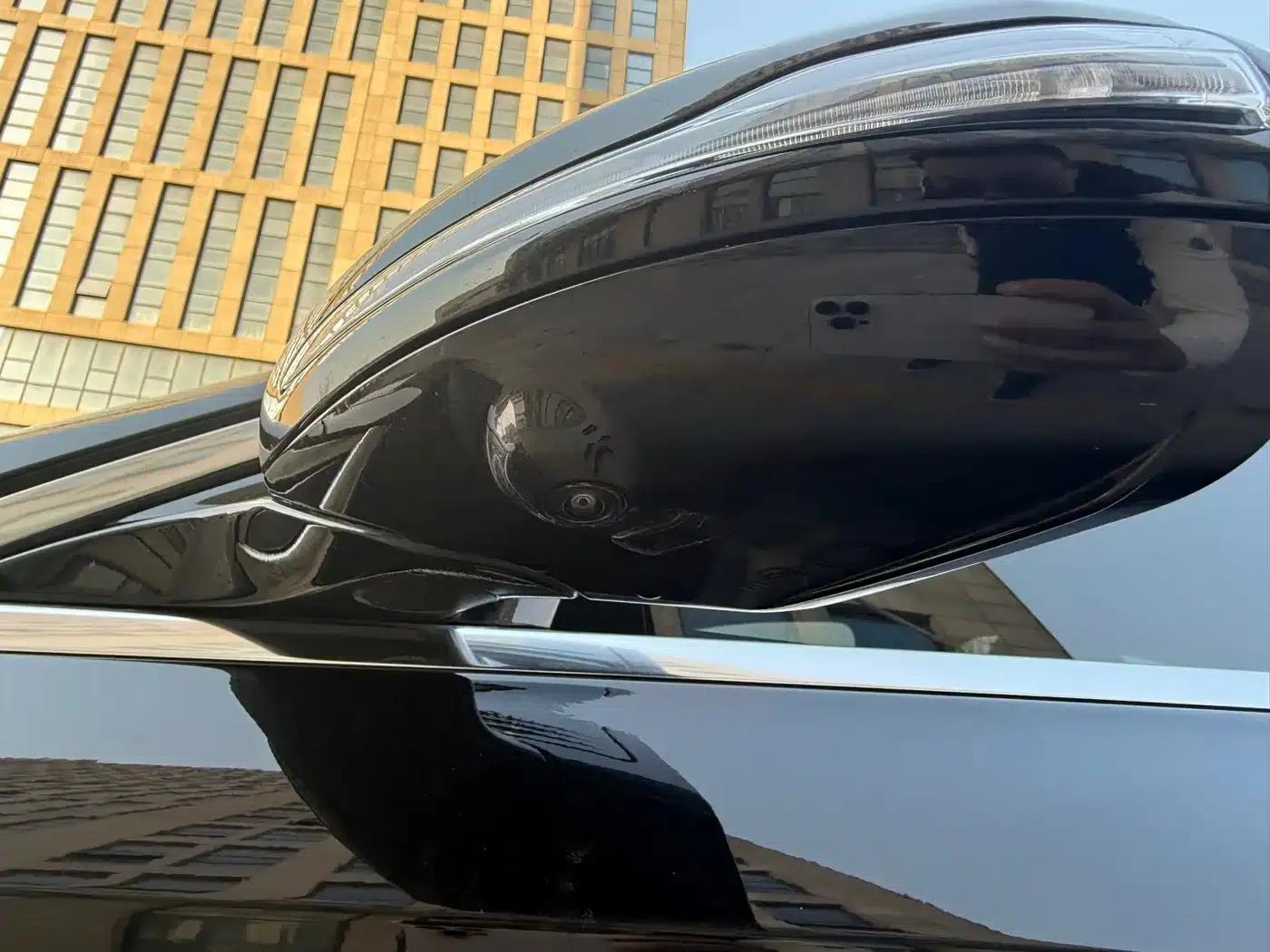 Mercedes-Benz E-Class PHEV 2022 E 350 e L Plug-in Hybrid Sedan — миниатюра 5