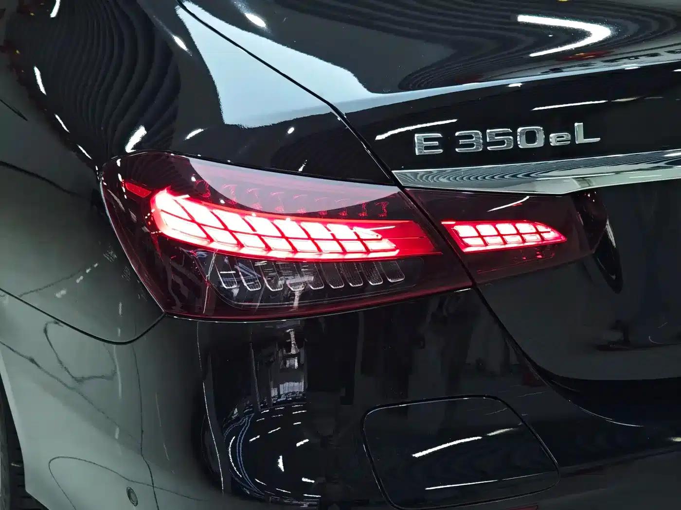 Mercedes-Benz E-Class PHEV 2022 Facelift E 350 e L Plug-in Hybrid Sports Sedan — миниатюра 23