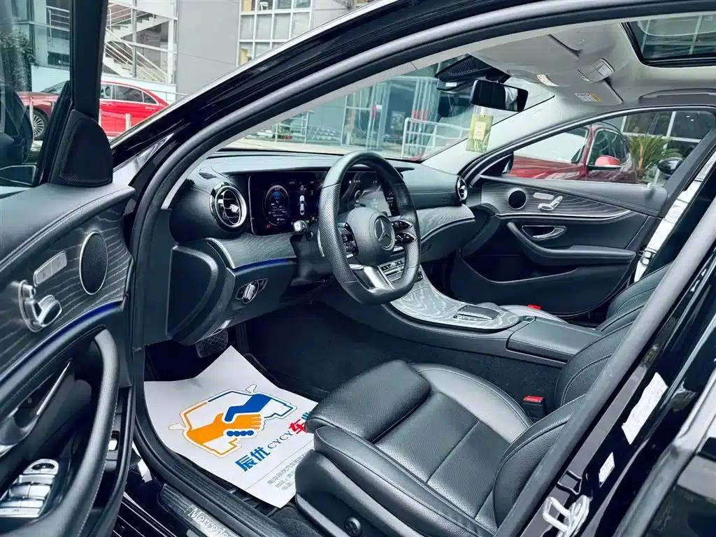 Mercedes-Benz E-Class PHEV 2022 Facelift E 350 e L Plug-in Hybrid Sedan — миниатюра 12
