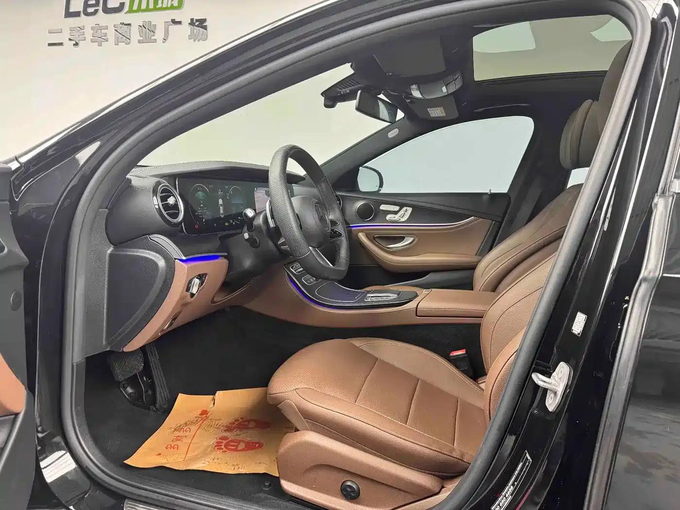 Mercedes-Benz E-Class PHEV 2023 E 350 e L Plug-in Hybrid Sports Sedan — миниатюра 14