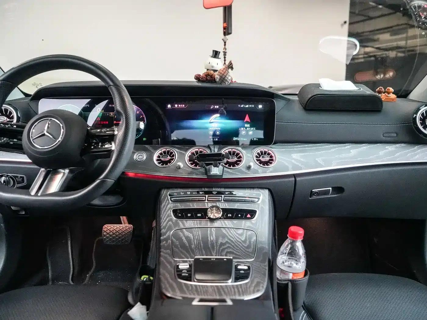 Mercedes-Benz E-Class PHEV 2021 E 350 e L Plug-in Hybrid Sedan — миниатюра 11
