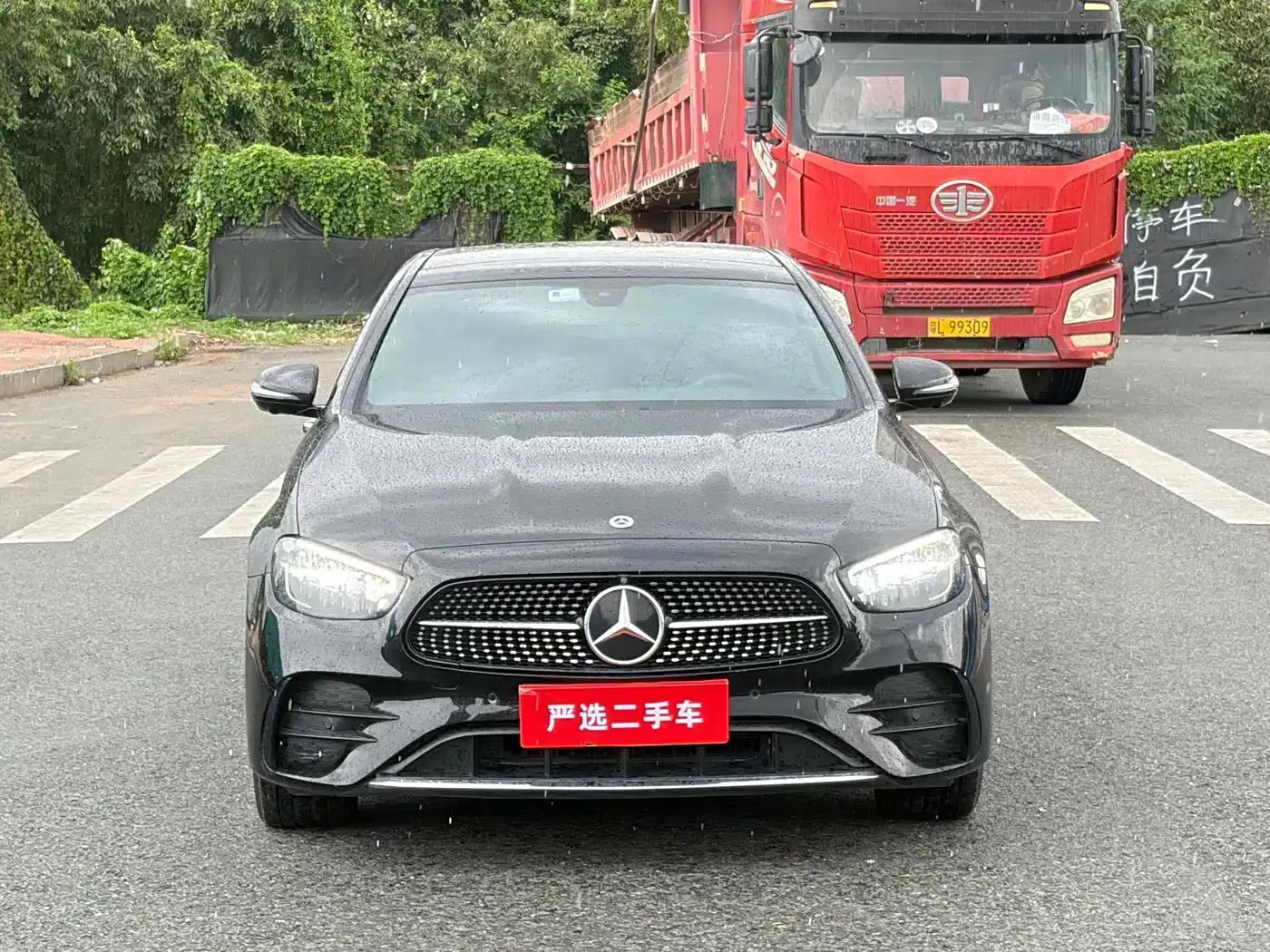 Mercedes-Benz E-Class PHEV 2022 Facelift E 350 e L Plug-in Hybrid Sports Sedan — миниатюра 2