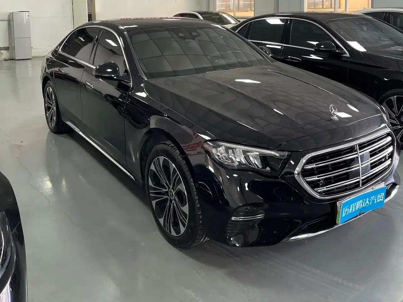 Mercedes-Benz E-Class PHEV 2024 E 350 e L Plug-in Hybrid Sedan — миниатюра 6