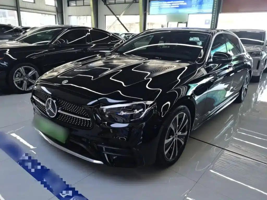 Mercedes-Benz E-Class PHEV 2022 Facelift E 350 e L Plug-in Hybrid Sports Sedan — миниатюра 1