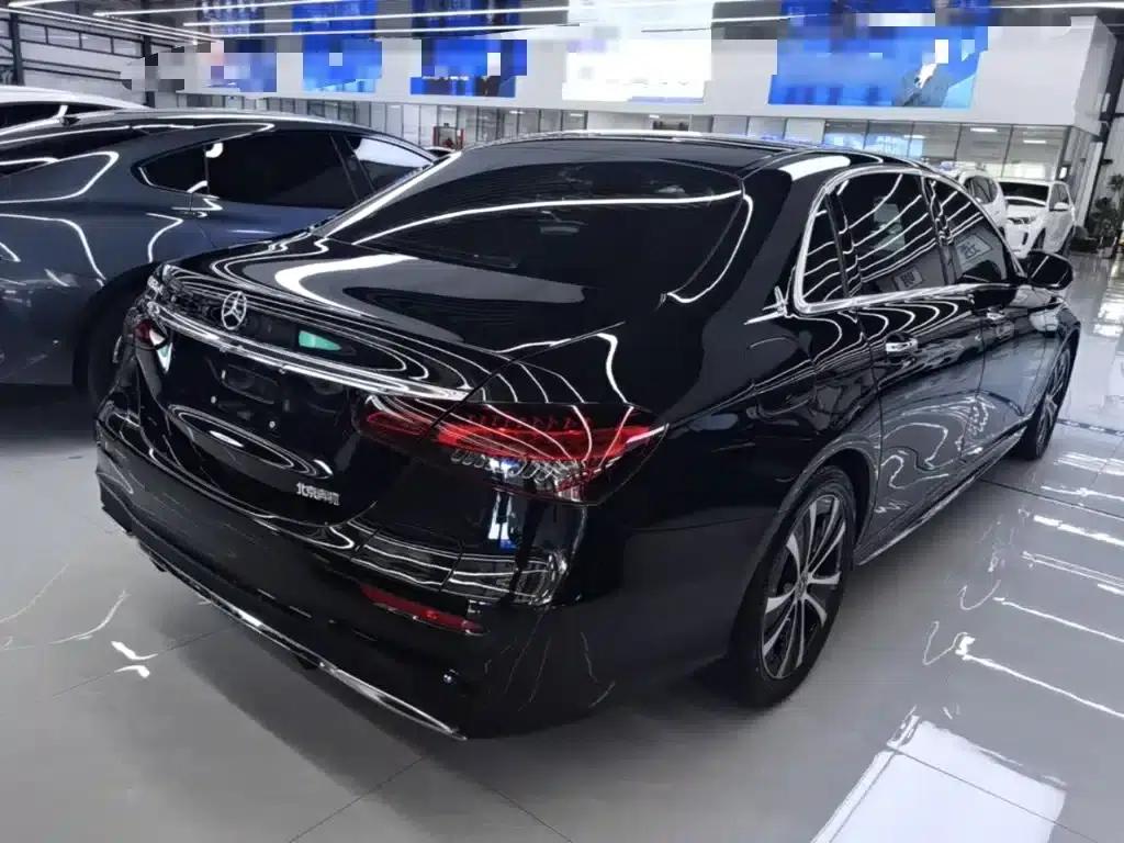 Mercedes-Benz E-Class PHEV 2022 Facelift E 350 e L Plug-in Hybrid Sports Sedan — миниатюра 7