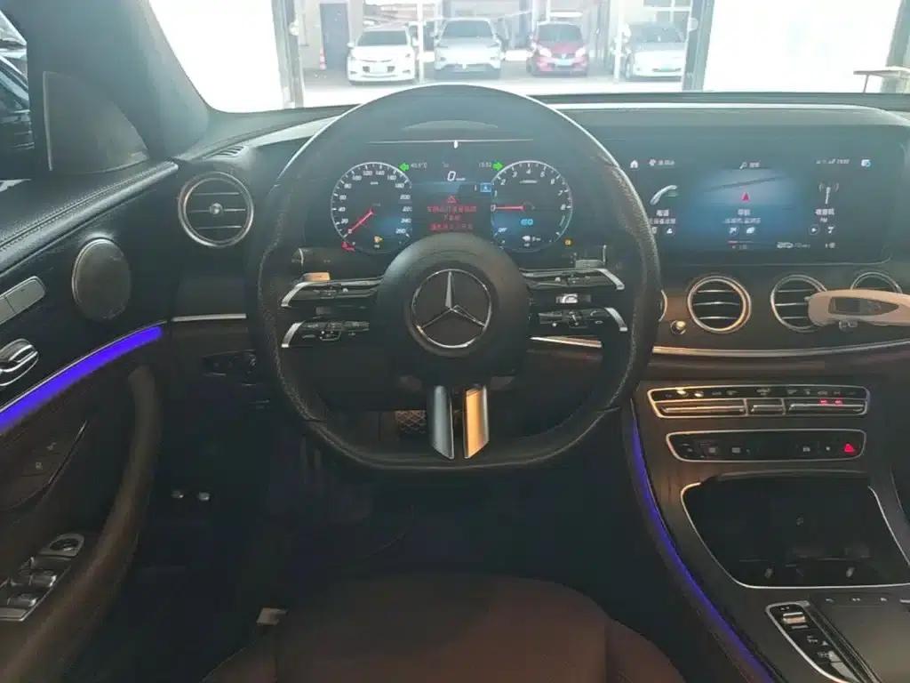 Mercedes-Benz E-Class PHEV 2022 Facelift E 350 e L Plug-in Hybrid Sports Sedan — миниатюра 11
