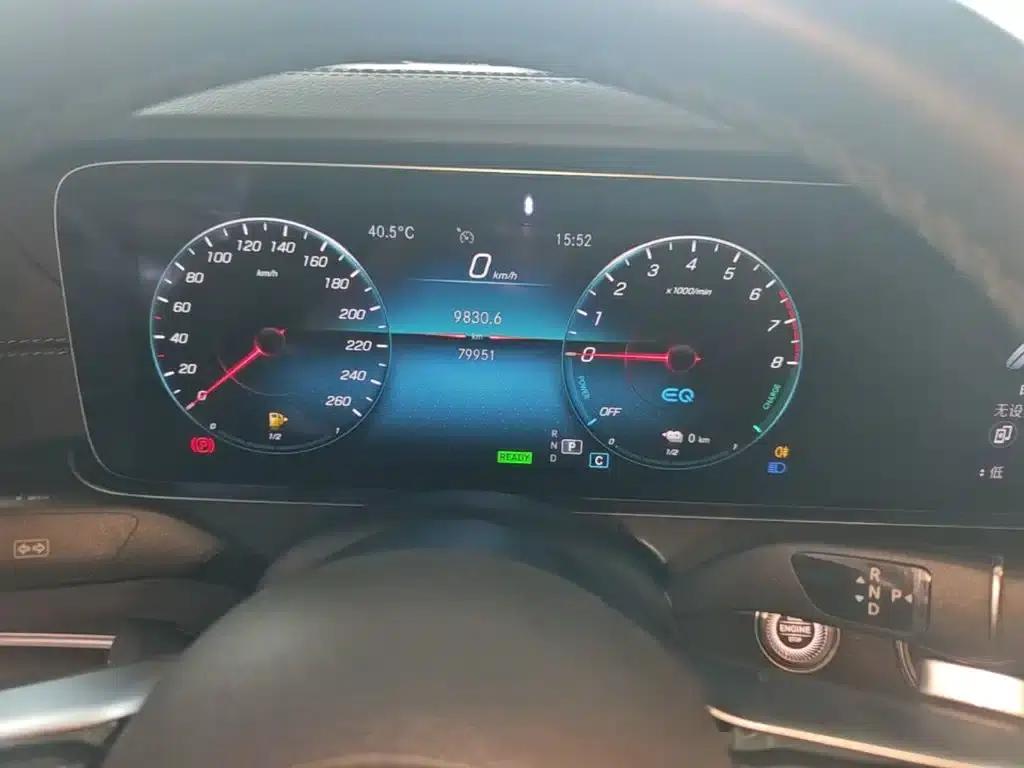 Mercedes-Benz E-Class PHEV 2022 Facelift E 350 e L Plug-in Hybrid Sports Sedan — миниатюра 12
