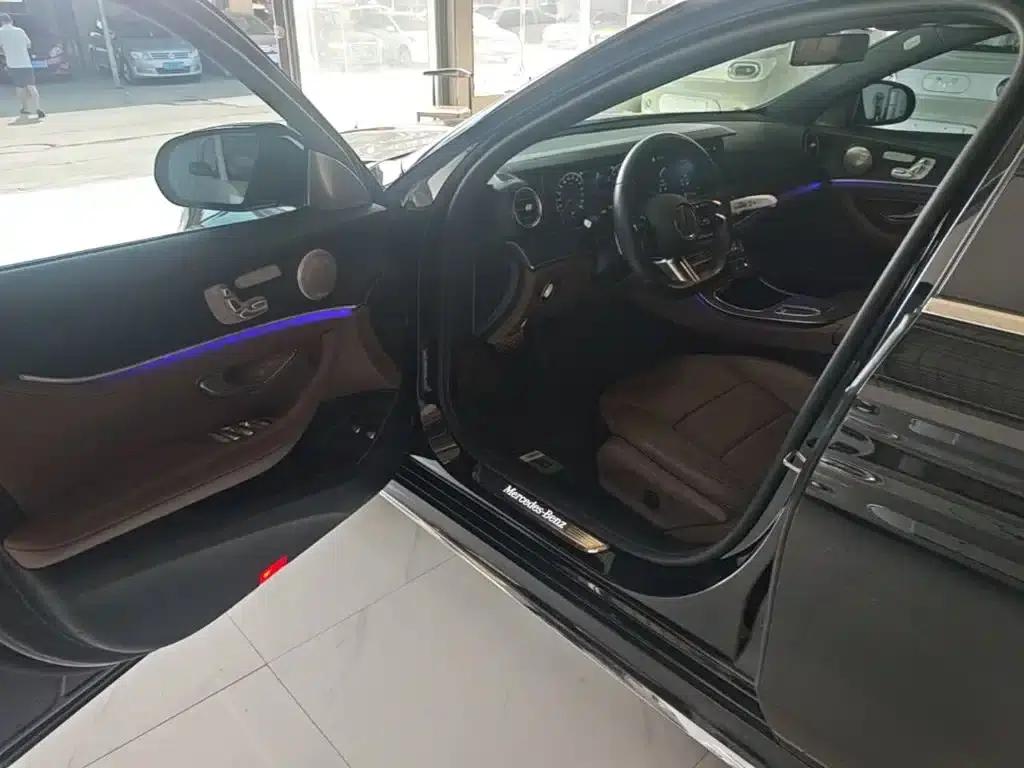Mercedes-Benz E-Class PHEV 2022 Facelift E 350 e L Plug-in Hybrid Sports Sedan — миниатюра 16