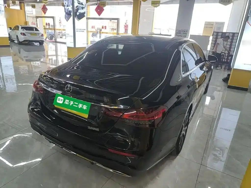 Mercedes-Benz E-Class PHEV 2023 E 350 e L Plug-in Hybrid Sports Sedan — миниатюра 7