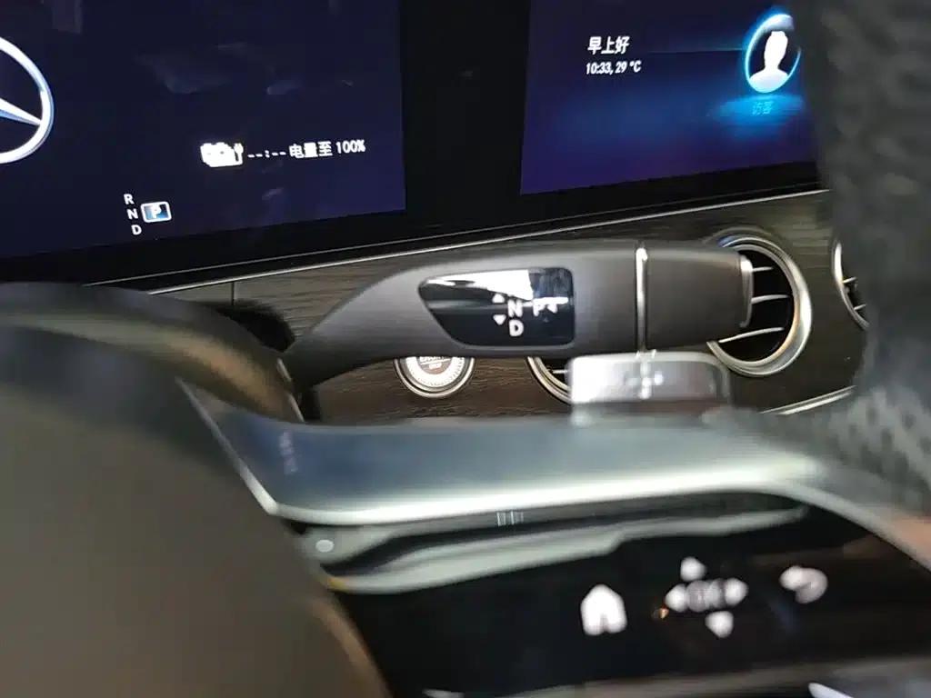 Mercedes-Benz E-Class PHEV 2023 E 350 e L Plug-in Hybrid Sports Sedan — миниатюра 14