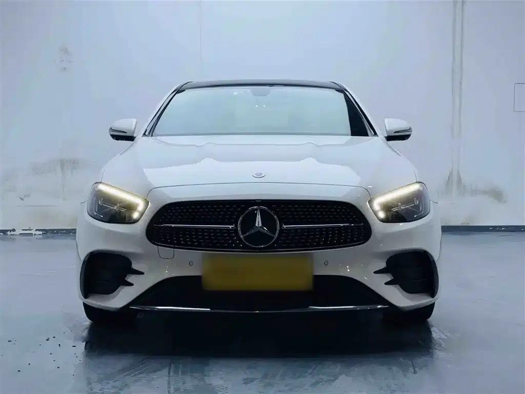 Mercedes-Benz E-Class PHEV 2023 E 350 e L Plug-in Hybrid Sports Sedan — миниатюра 3