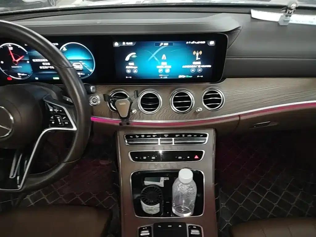 Mercedes-Benz E-Class PHEV 2022 Facelift E 350 e L Plug-in Hybrid Sedan — миниатюра 13