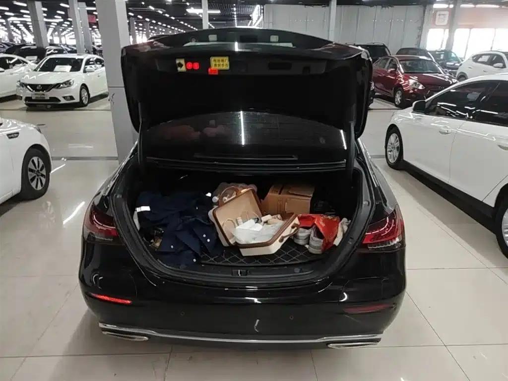 Mercedes-Benz E-Class PHEV 2022 Facelift E 350 e L Plug-in Hybrid Sedan — миниатюра 19