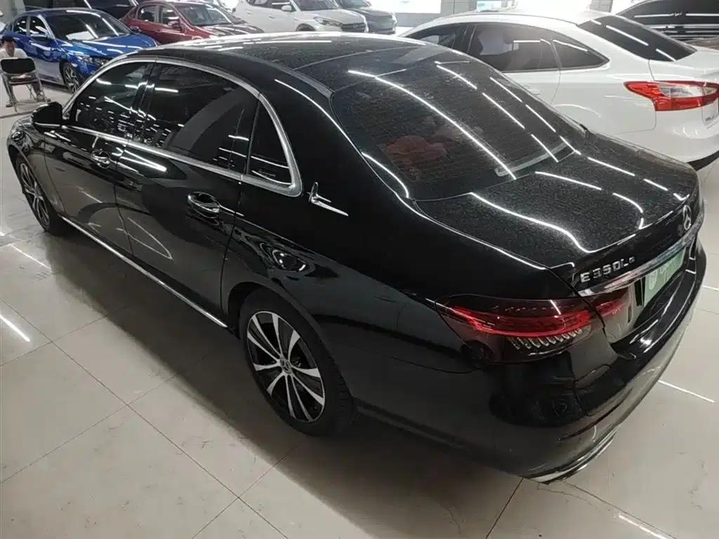 Mercedes-Benz E-Class PHEV 2022 Facelift E 350 e L Plug-in Hybrid Sedan — миниатюра 5