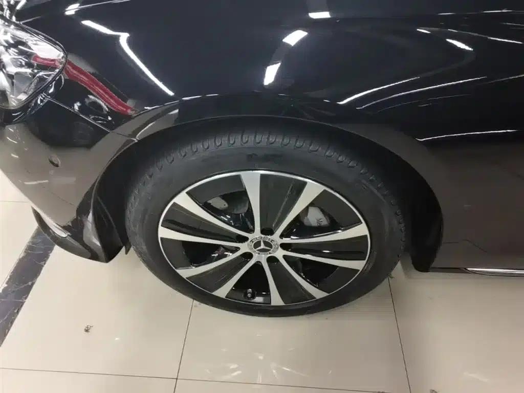 Mercedes-Benz E-Class PHEV 2023 E 350 e L Plug-in Hybrid Sedan — миниатюра 23