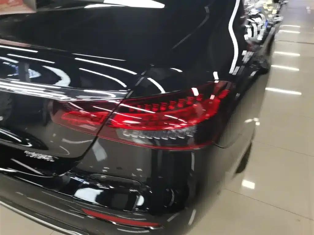 Mercedes-Benz E-Class PHEV 2023 E 350 e L Plug-in Hybrid Sedan — миниатюра 8