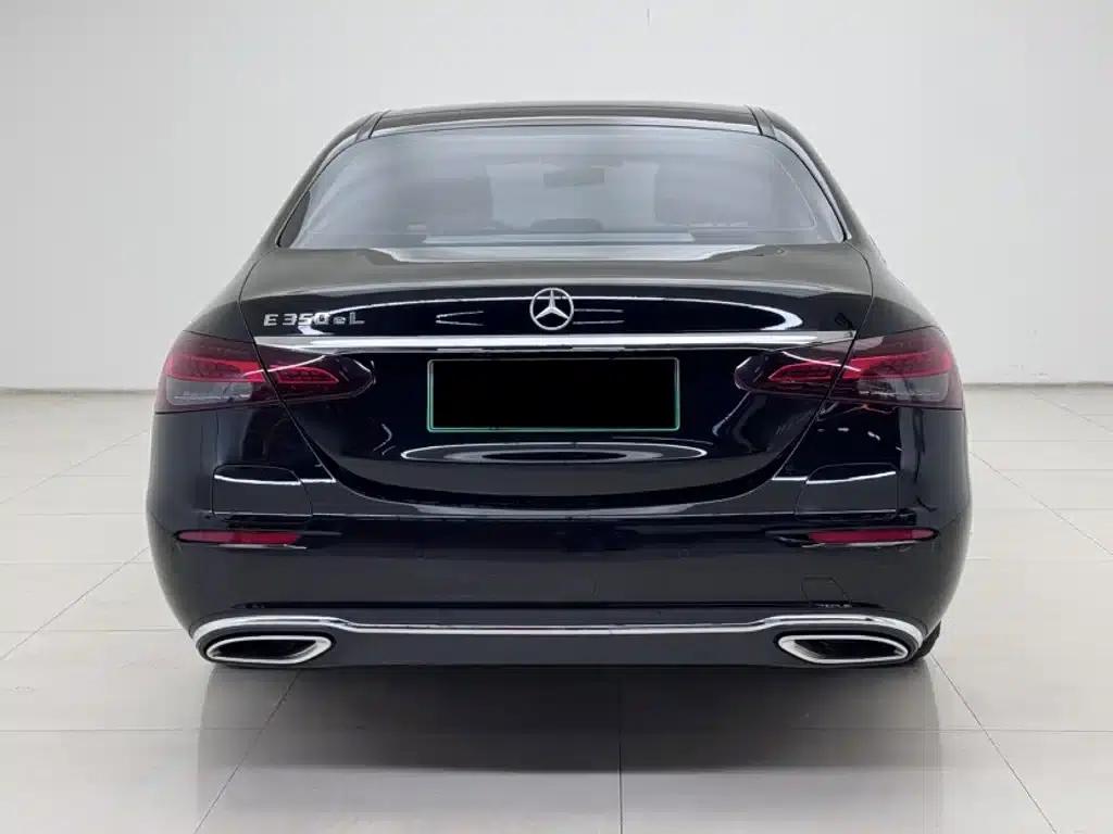 Mercedes-Benz E-Class PHEV 2023 E 350 e L Plug-in Hybrid Sedan — миниатюра 14