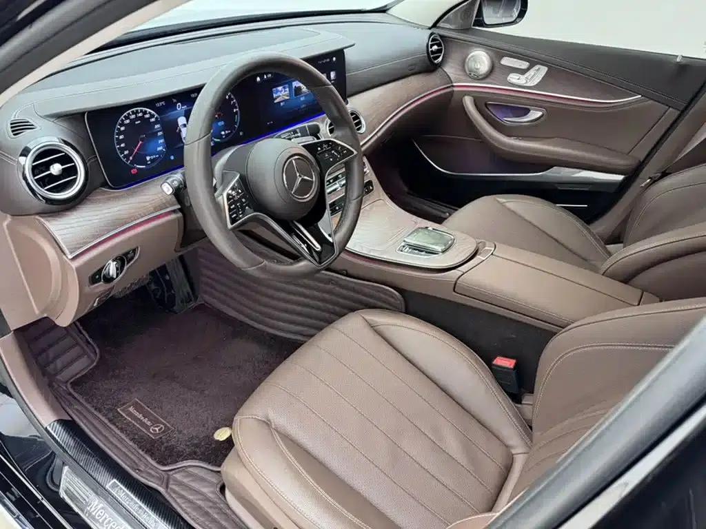 Mercedes-Benz E-Class PHEV 2023 E 350 e L Plug-in Hybrid Sedan — миниатюра 15