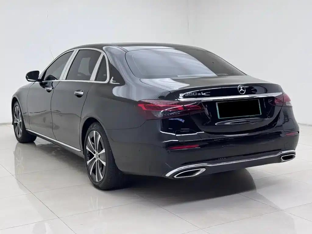Mercedes-Benz E-Class PHEV 2023 E 350 e L Plug-in Hybrid Sedan — миниатюра 16