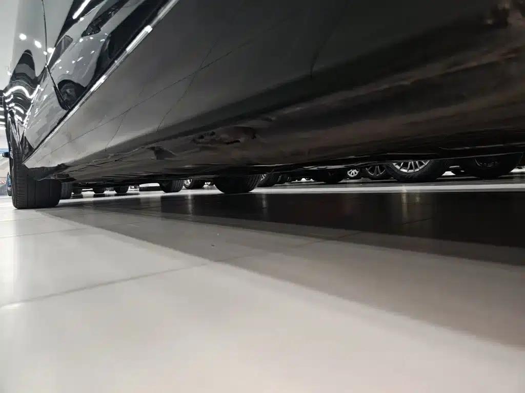 Mercedes-Benz E-Class PHEV 2022 Facelift E 350 e L Plug-in Hybrid Sedan — миниатюра 22