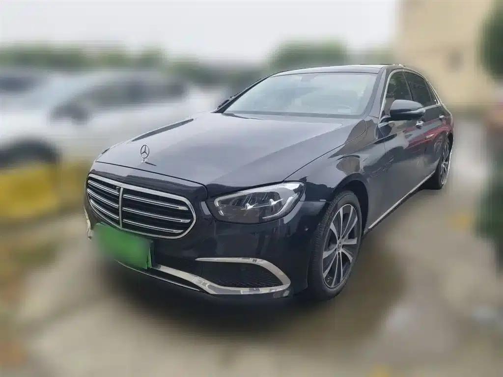 Mercedes-Benz E-Class PHEV 2022 Facelift E 350 e L Plug-in Hybrid Sedan — миниатюра 1