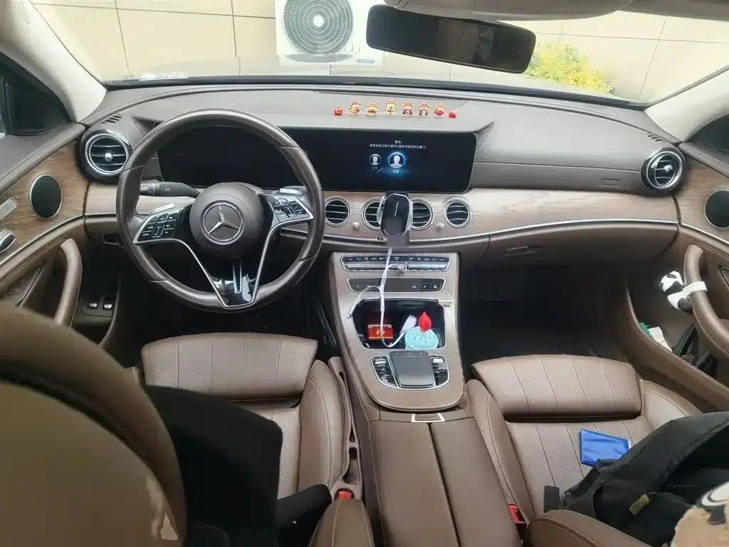 Mercedes-Benz E-Class PHEV 2022 Facelift E 350 e L Plug-in Hybrid Sedan — миниатюра 13