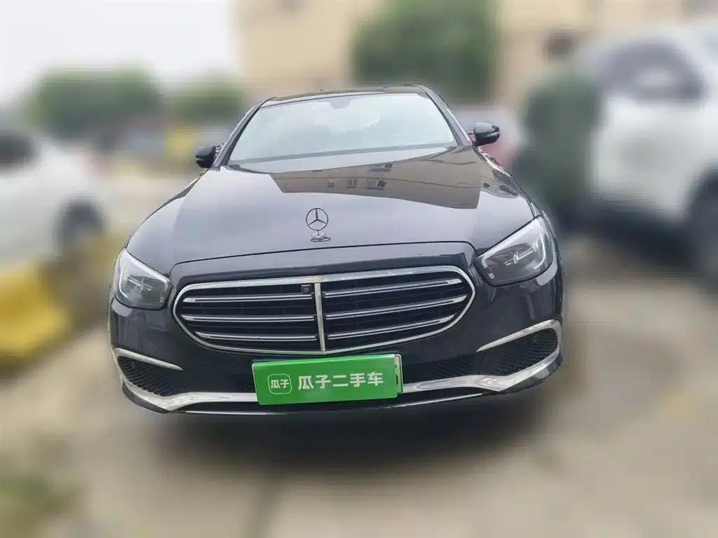 Mercedes-Benz E-Class PHEV 2022 Facelift E 350 e L Plug-in Hybrid Sedan — миниатюра 24