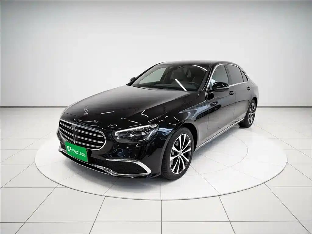 Mercedes-Benz E-Class PHEV 2022 Facelift E 350 e L Plug-in Hybrid Sedan — миниатюра 1