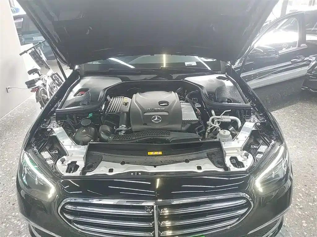 Mercedes-Benz E-Class PHEV 2022 Facelift E 350 e L Plug-in Hybrid Sedan — миниатюра 16