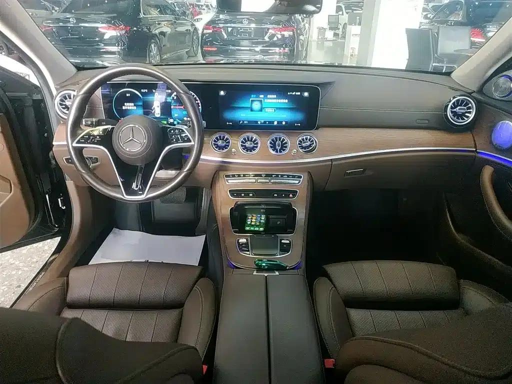 Mercedes-Benz E-Class PHEV 2022 Facelift E 350 e L Plug-in Hybrid Sedan — миниатюра 6