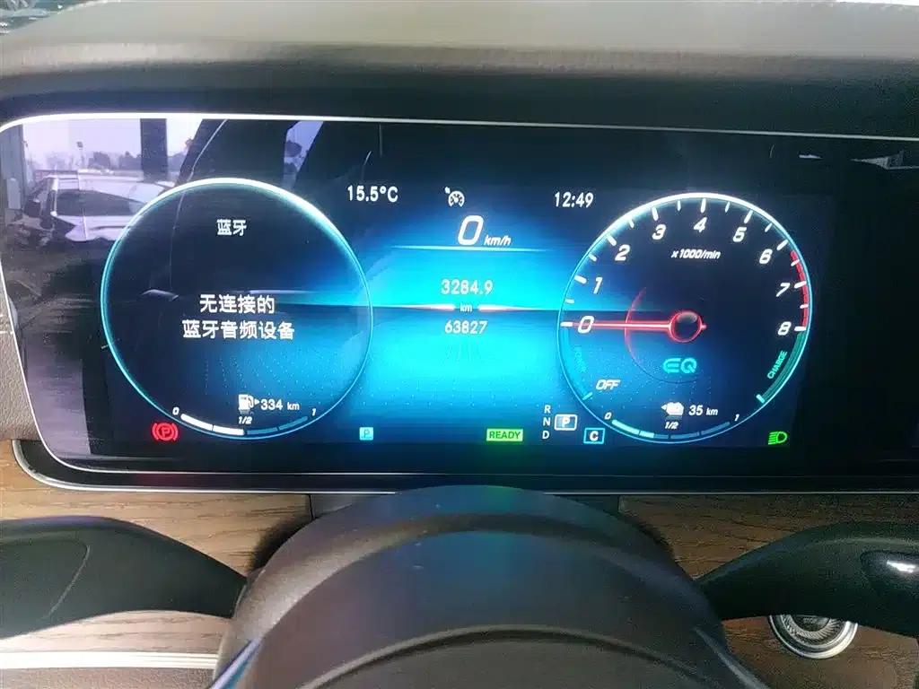 Mercedes-Benz E-Class PHEV 2022 Facelift E 350 e L Plug-in Hybrid Sedan — миниатюра 8