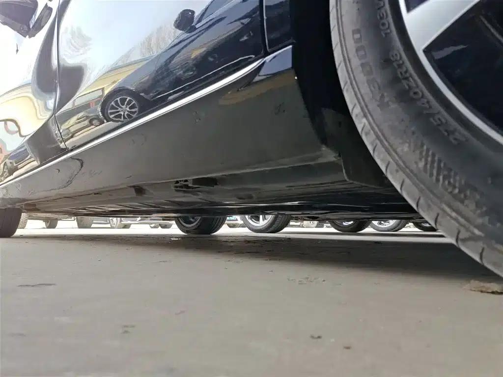 Mercedes-Benz E-Class PHEV 2022 Facelift E 350 e L Plug-in Hybrid Sedan — миниатюра 22